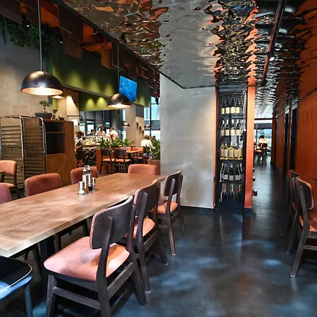 E-88 Ξενοδοχείο